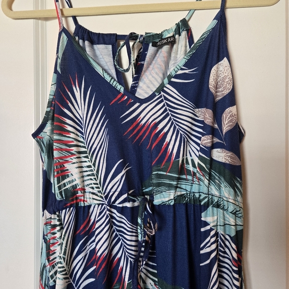 Tropical floral maxi dress - Picture 5 of 9